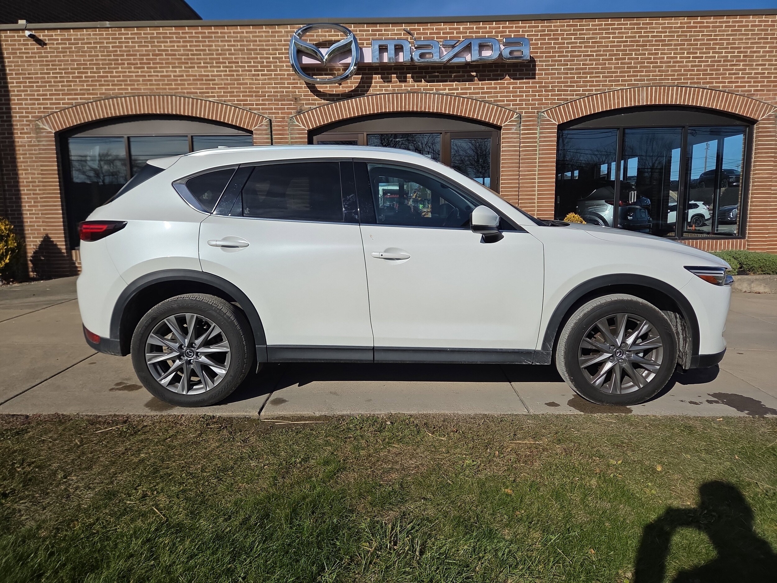 2021 Mazda CX-5 Grand Touring photo 2