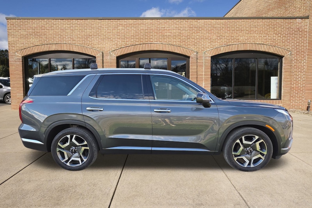 Used 2025 Hyundai Palisade Limited SUV