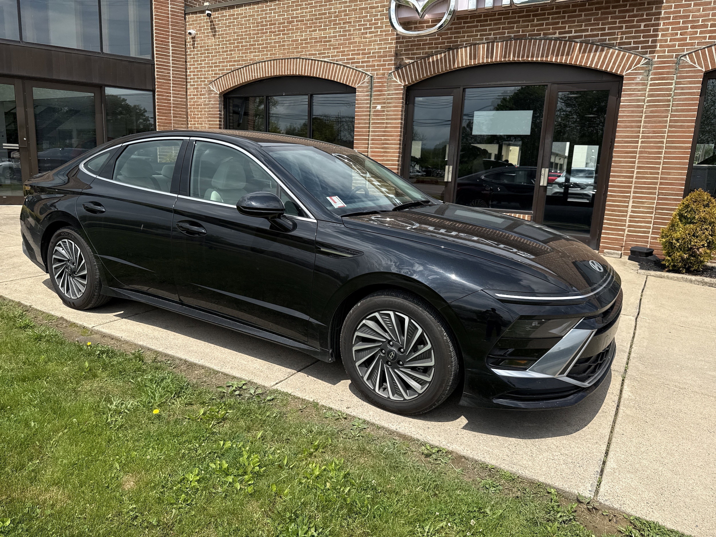 2025 Hyundai Sonata SEL's photo