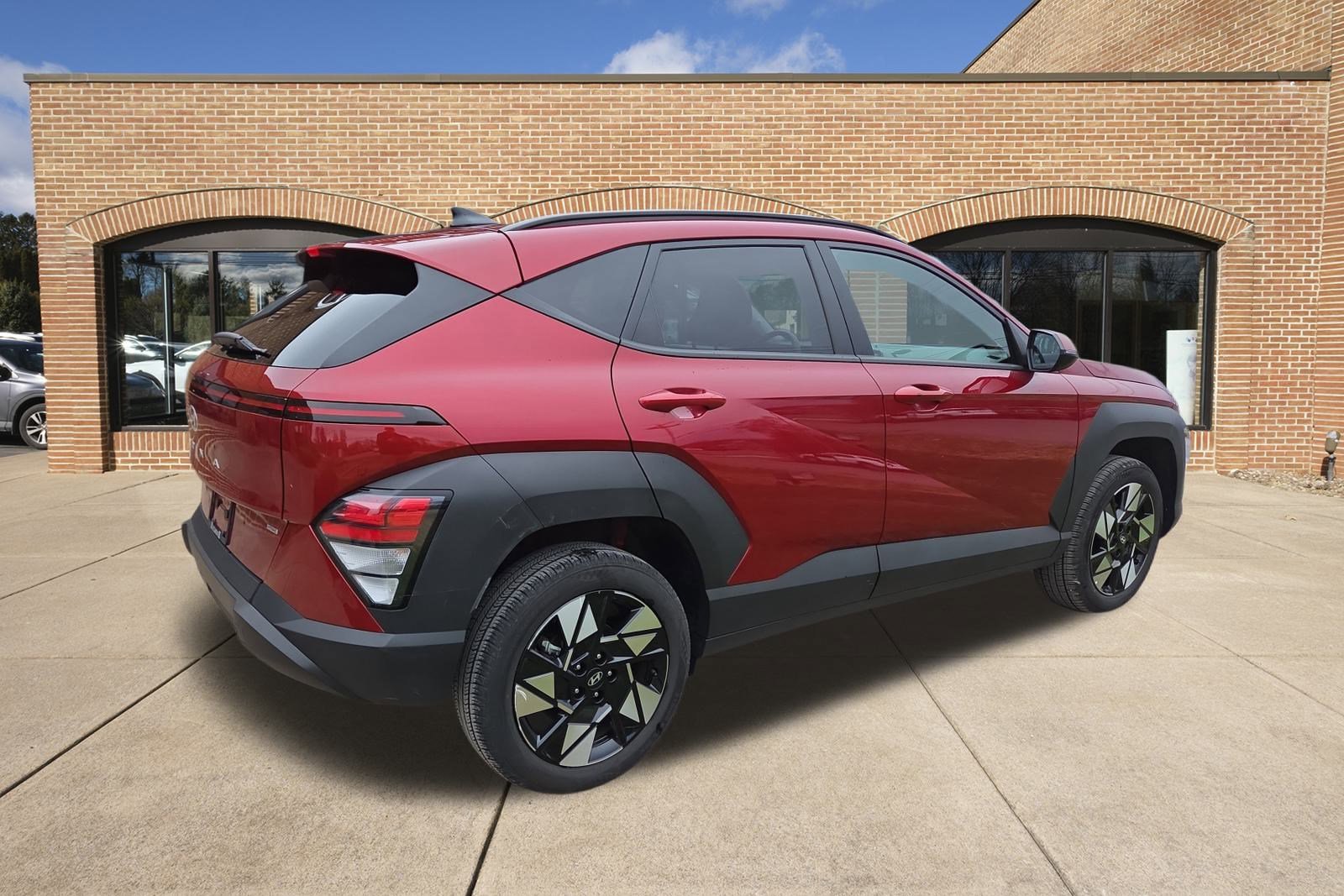 2025 Hyundai Kona SEL photo 3