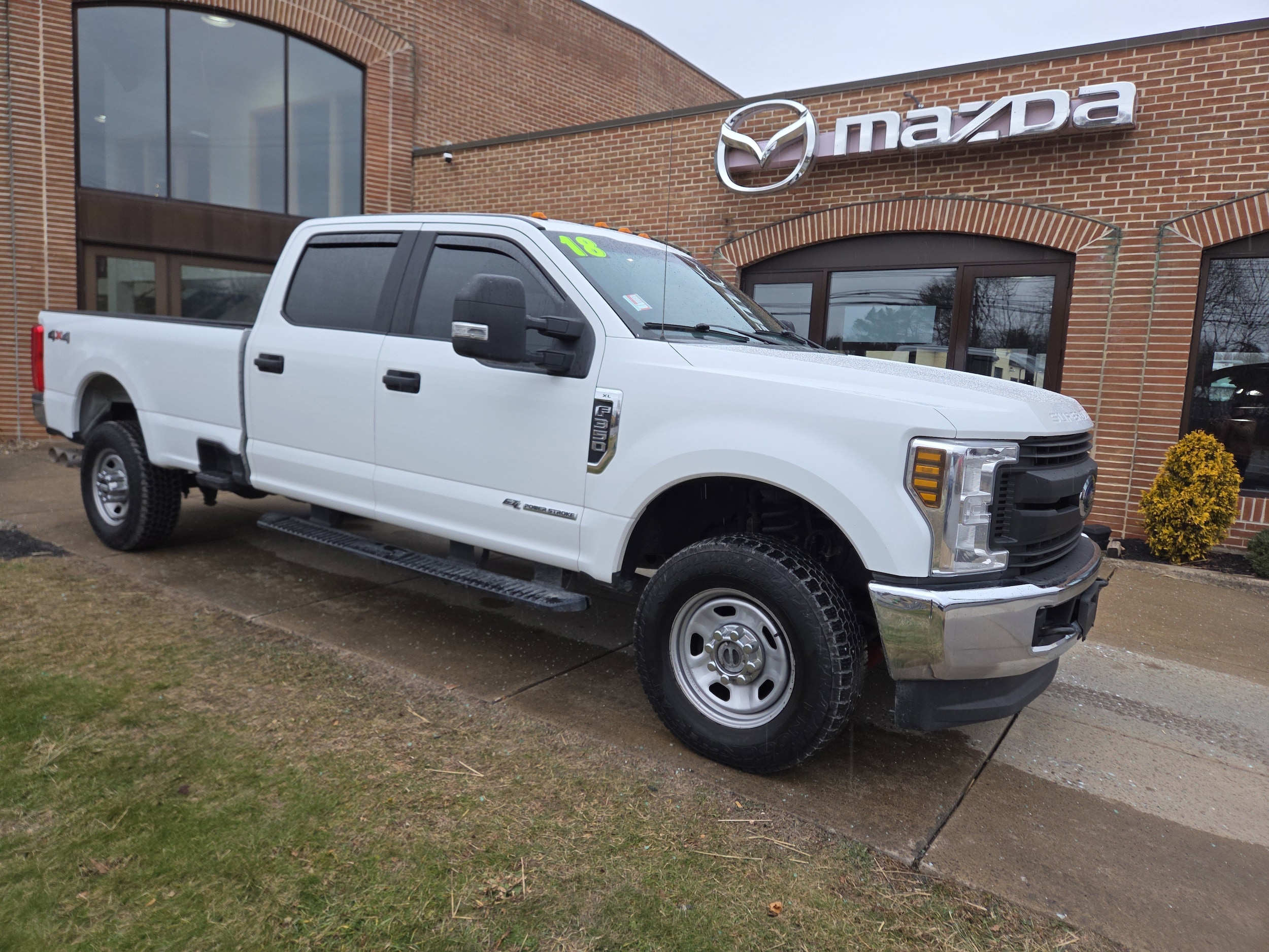 2018 Ford F-350 Super Duty XL's photo