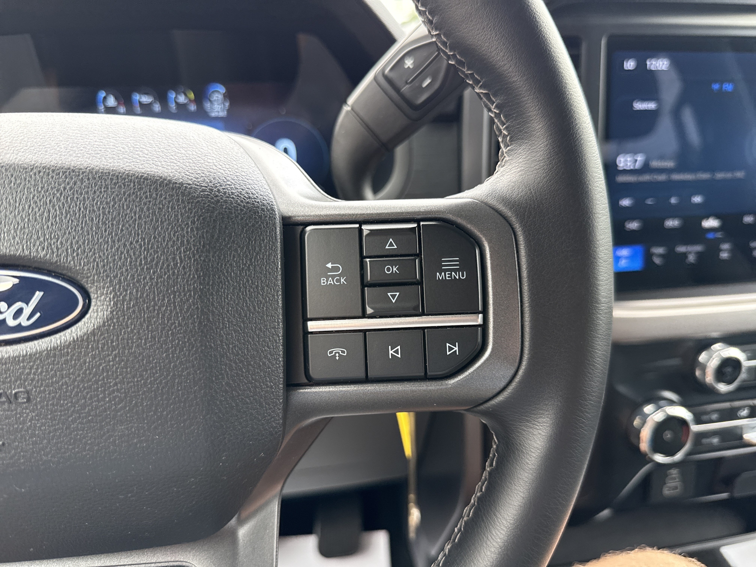 2025 Ford F-150 XLT - Photo 19
