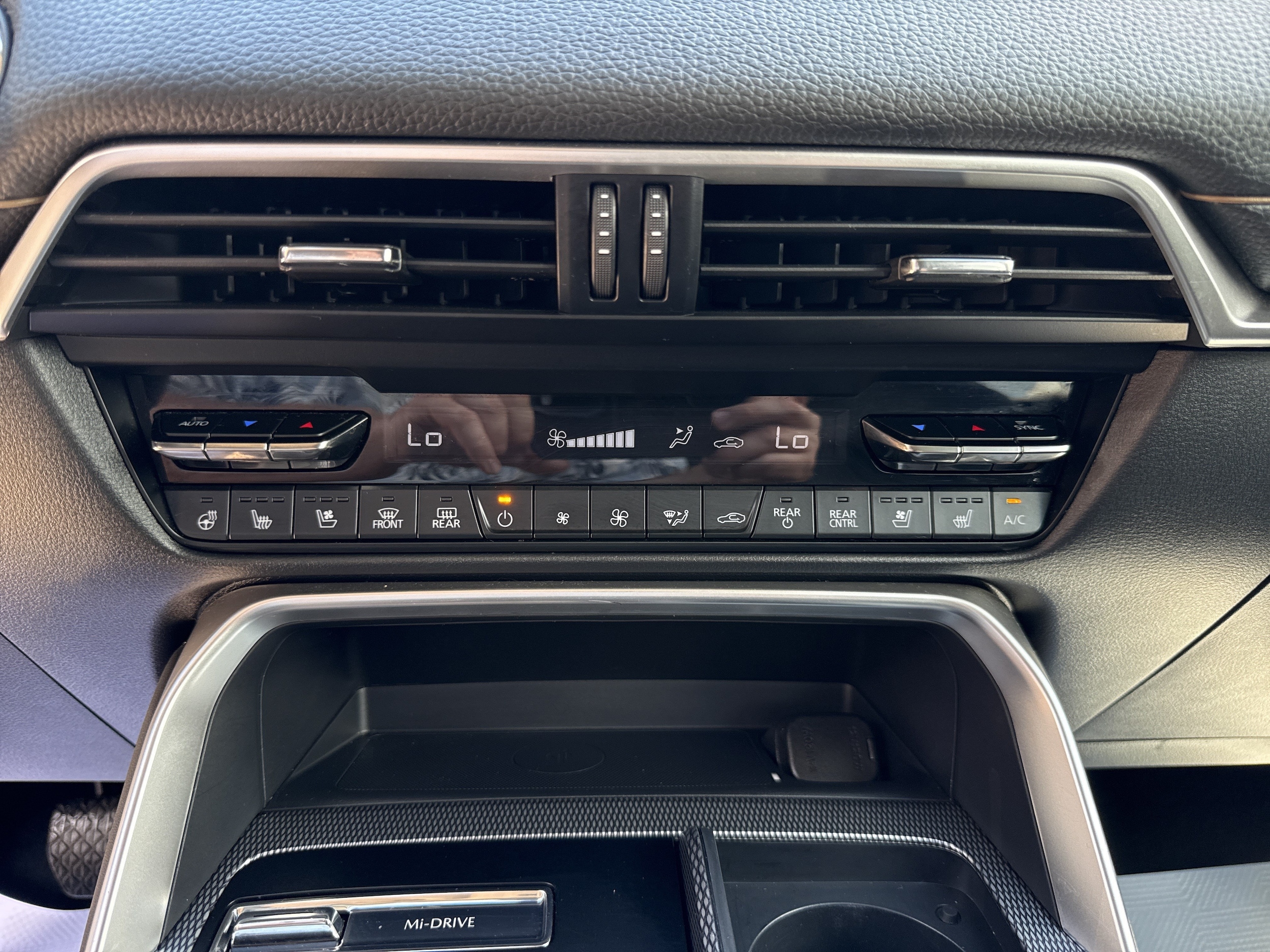 2026 Mazda CX-90 Premium Package - Photo 27