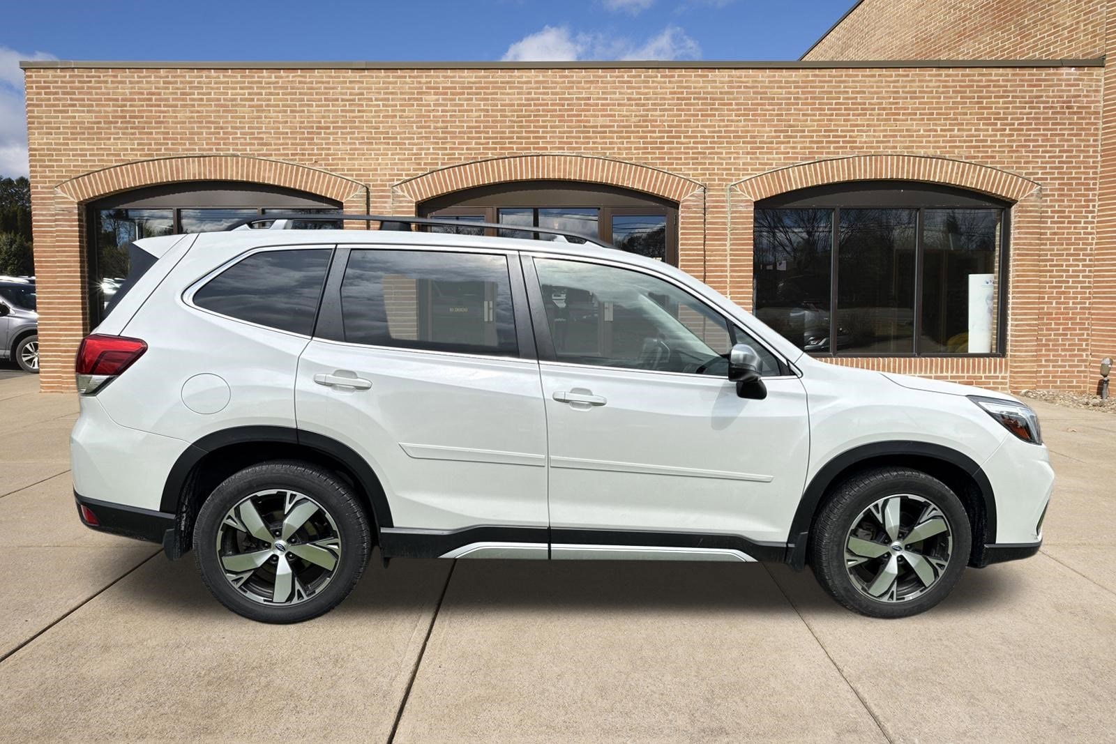2020 Subaru Forester Touring's photo