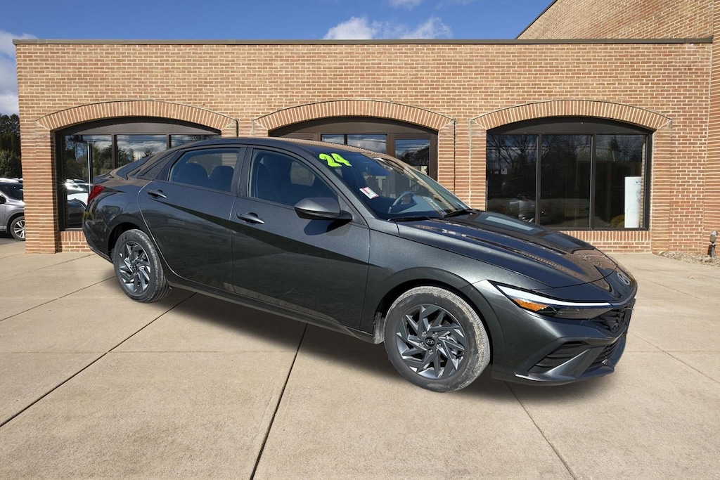 Certified 2024 Hyundai Elantra SEL Sedan