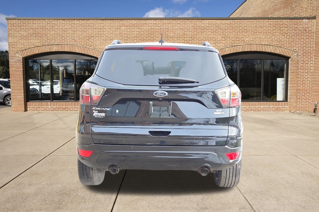 Used 2017 Ford Escape SE SUV