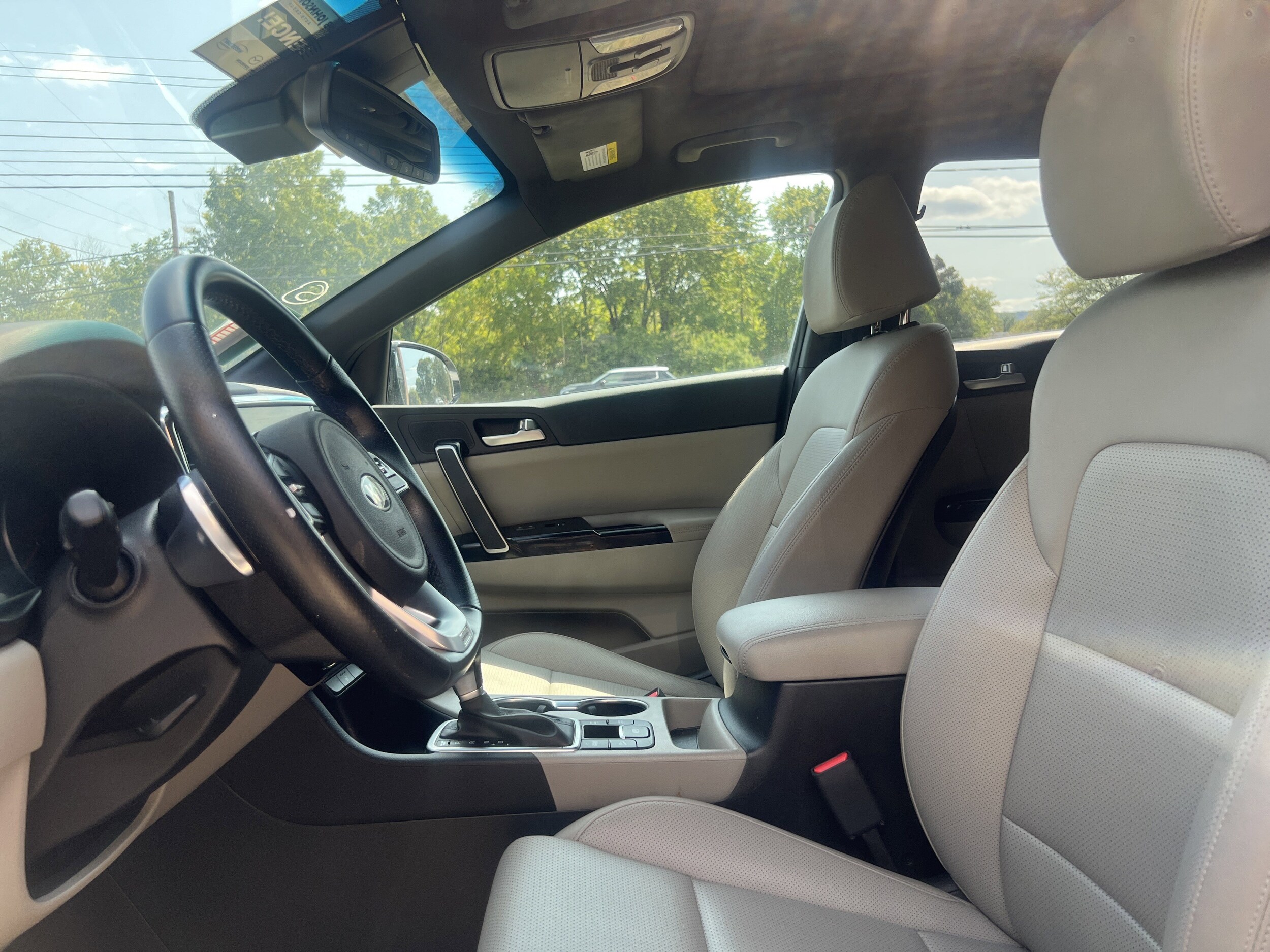 2022 Kia Sportage Nightfall Edition photo 2