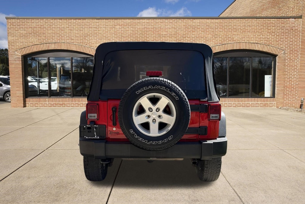 Used 2017 Jeep Wrangler Unlimited Sport 4x4 SUV