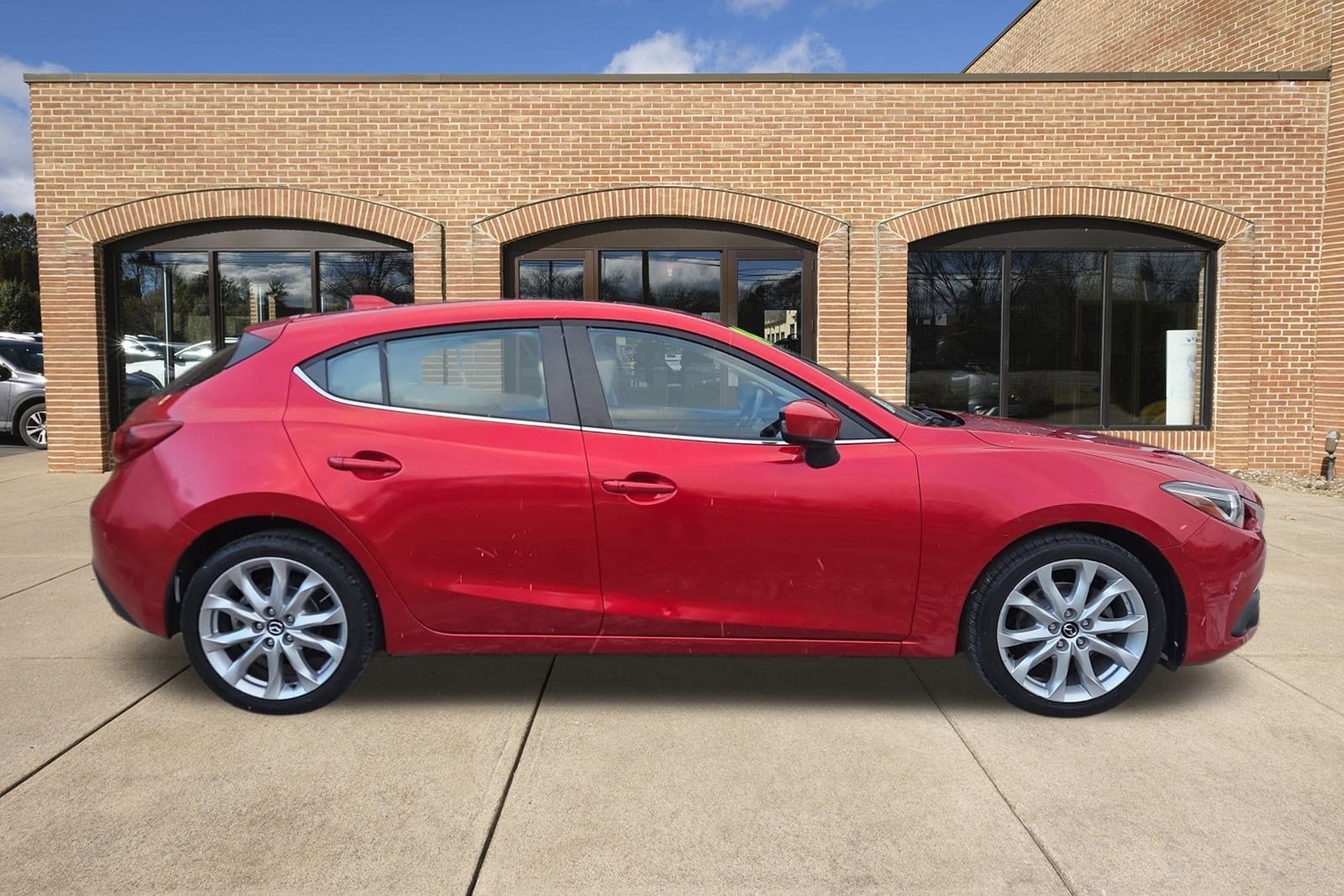 Used 2014 Mazda MAZDA3 s Grand Touring with VIN JM1BM1M32E1101811 for sale in State College, PA