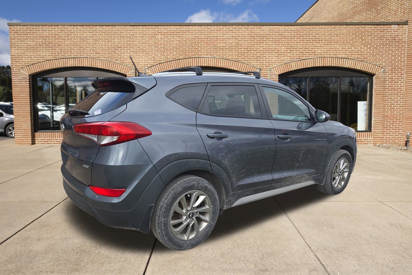 2017 Hyundai Tucson SE photo 3