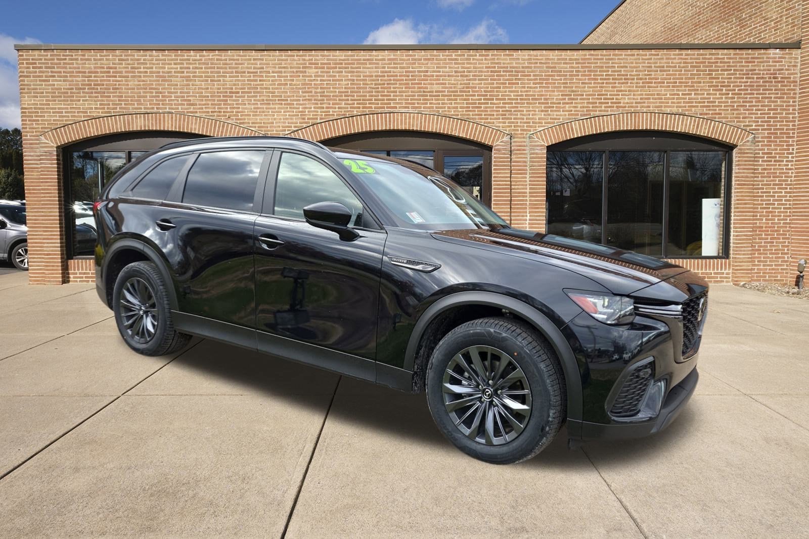 2025 Mazda CX-70 Preferred Package's photo