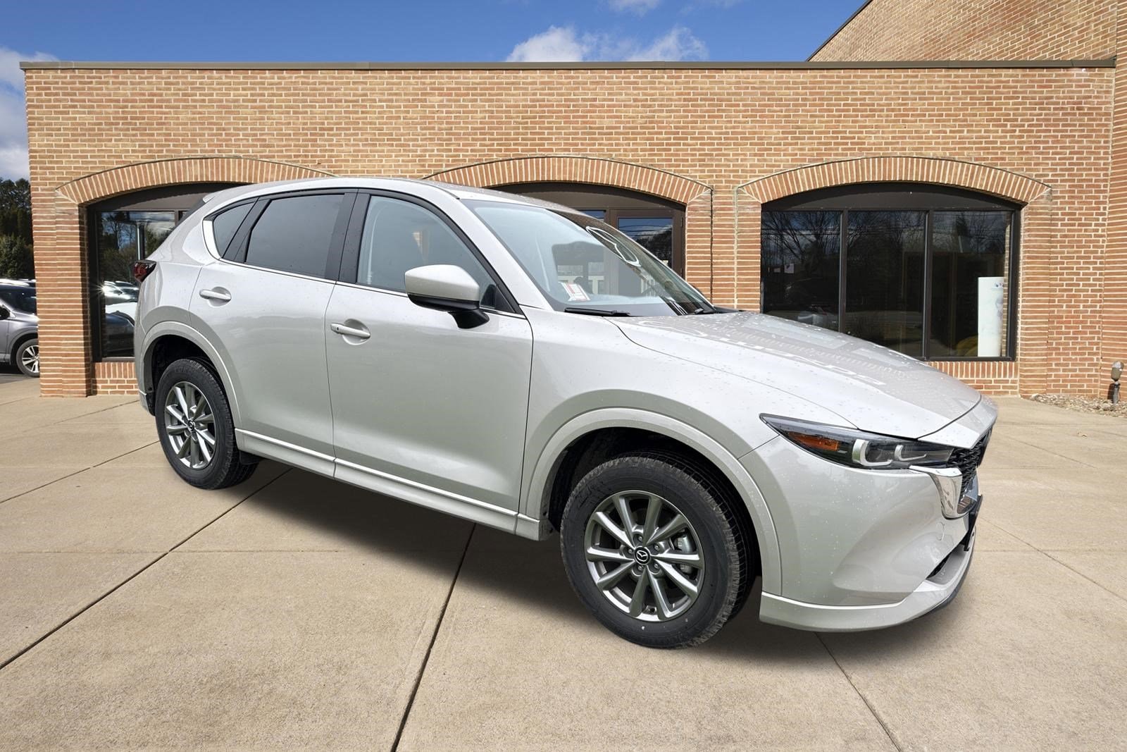 2025 Mazda CX-5 S Preferred package Auto AWD's photo