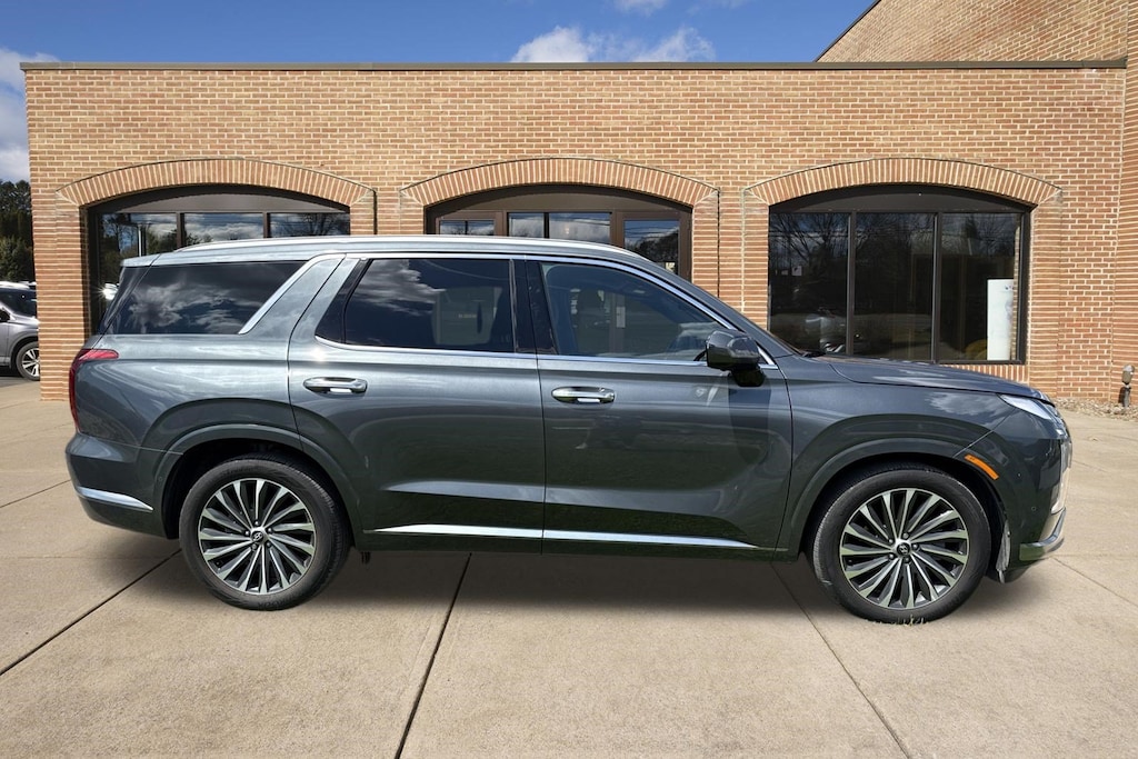 Certified 2025 Hyundai Palisade Calligraphy SUV