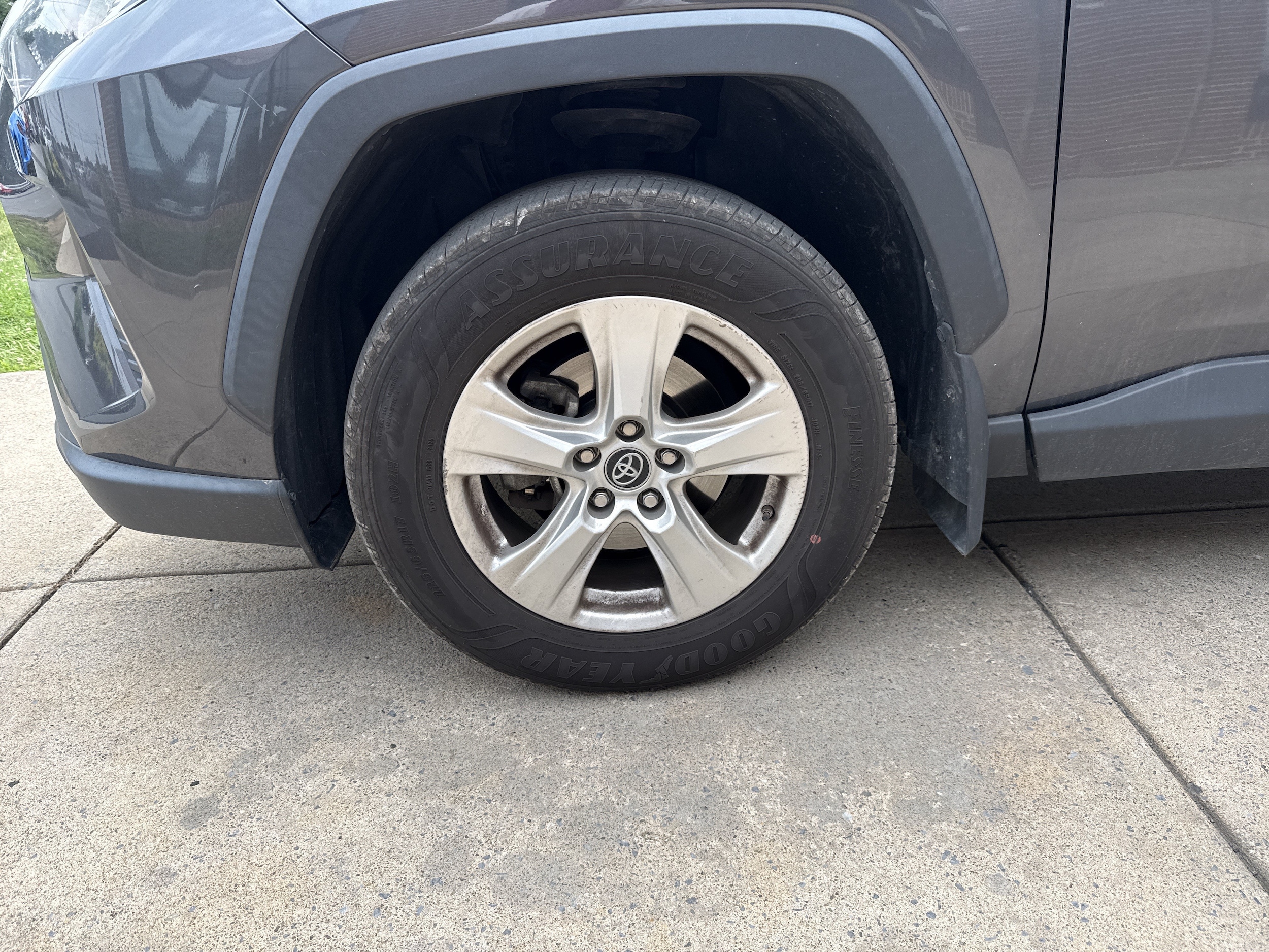 2019 Toyota RAV4 XLE - Photo 20