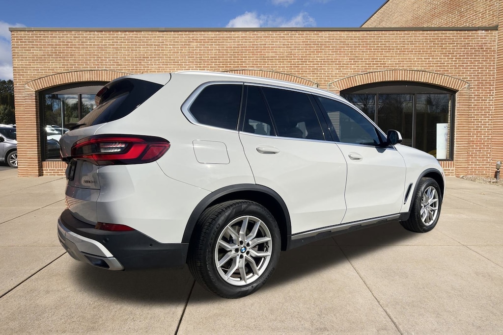 Used 2023 BMW X5 xDrive40i SUV