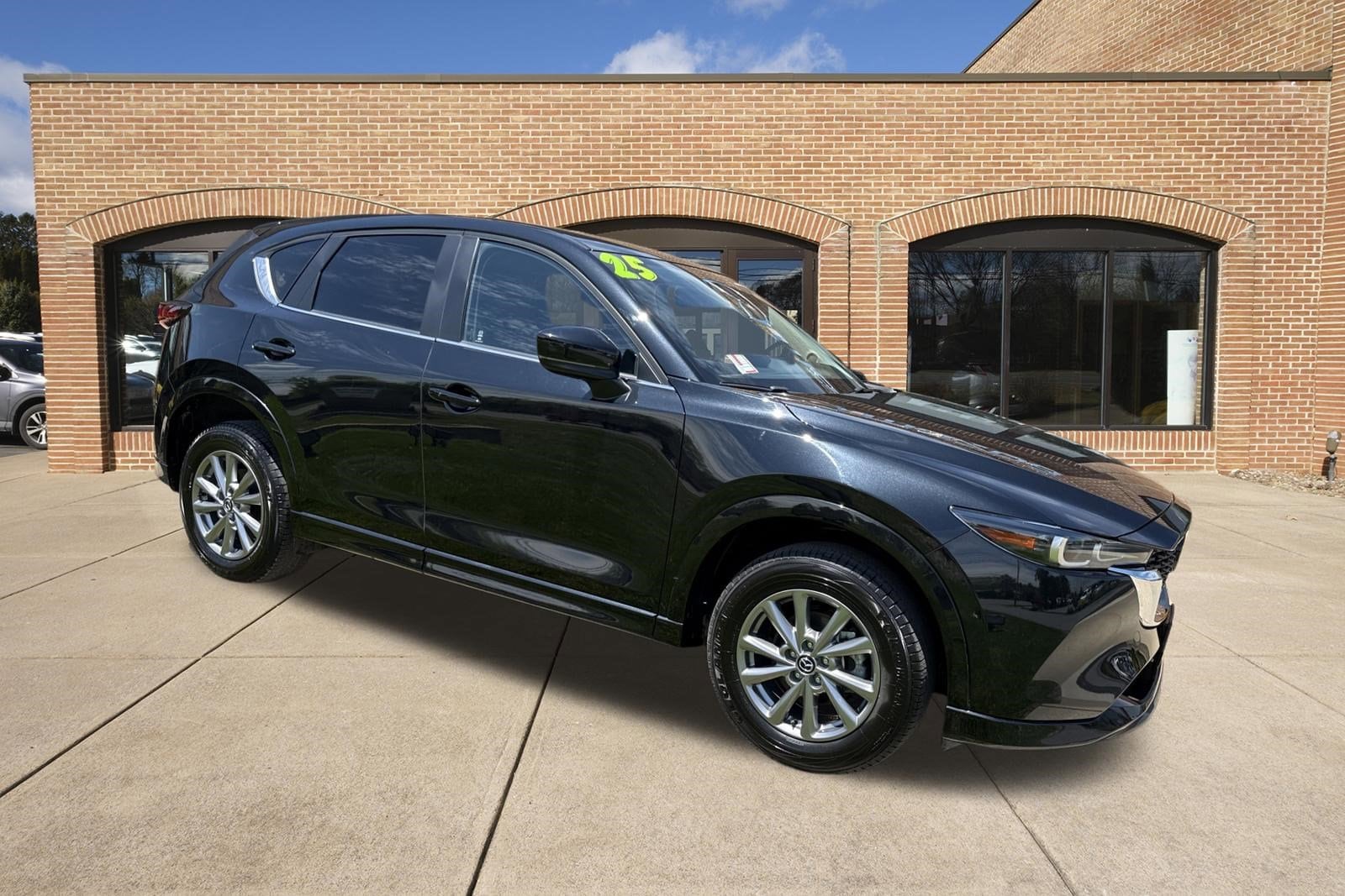 2025 Mazda CX-5 S Preferred package Auto AWD's photo