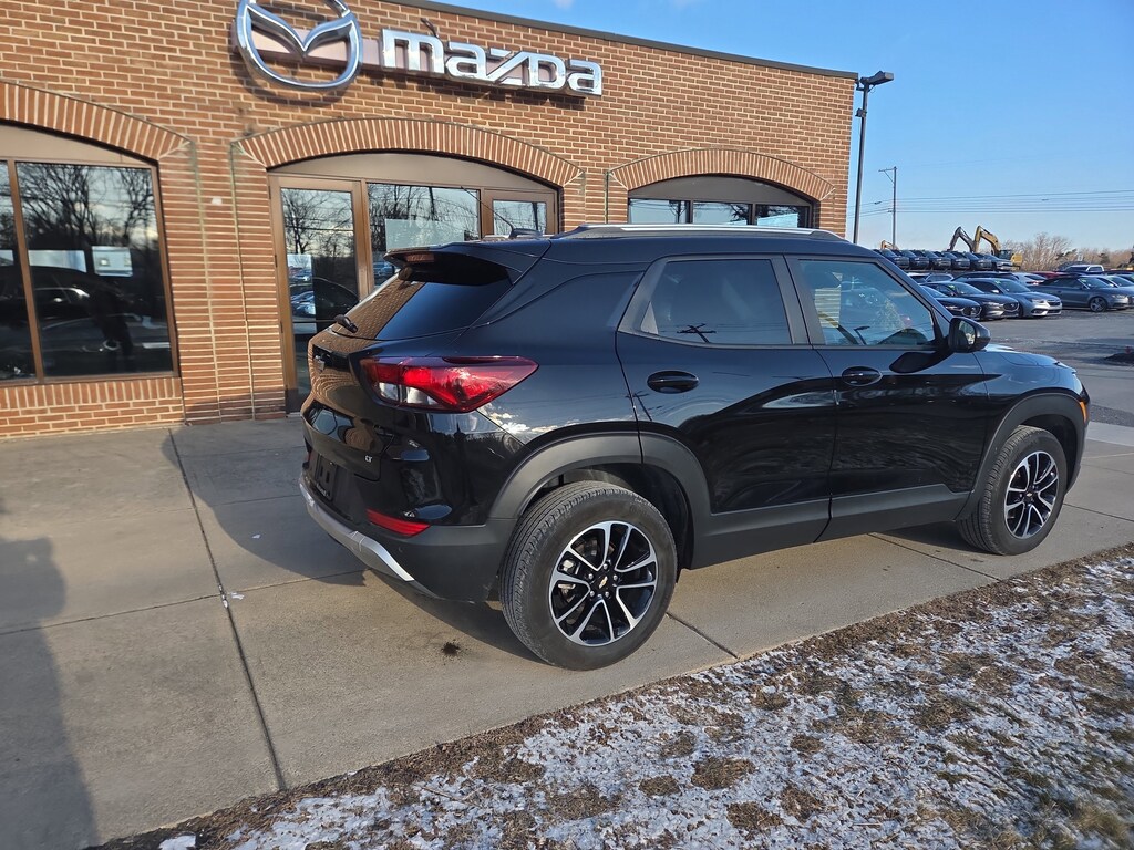 Used 2025 Chevrolet Trailblazer LT SUV