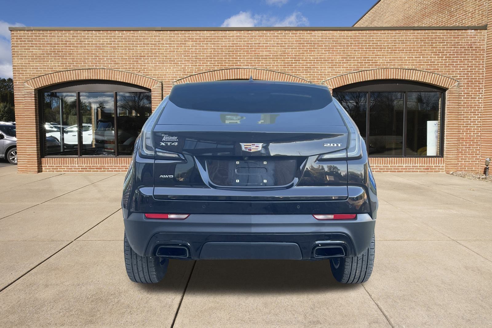 2019 Cadillac XT4 Sport photo 3