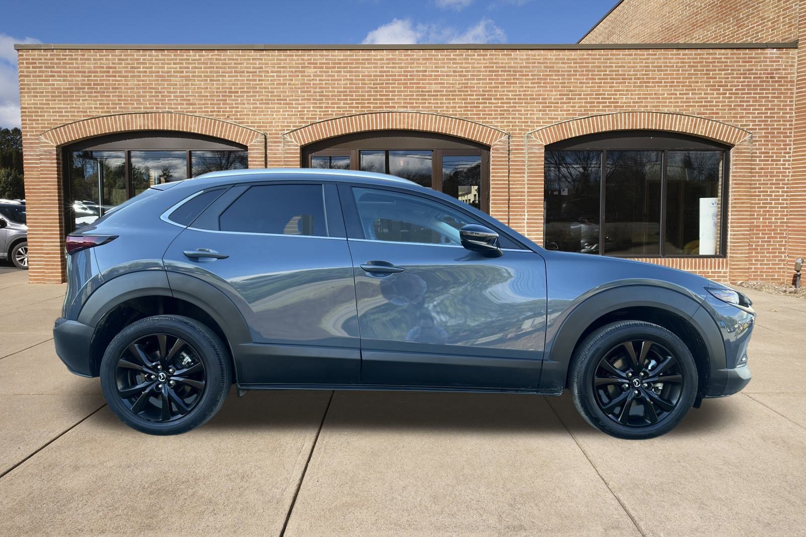 2024 Mazda CX-30 2.5 S Carbon photo 2