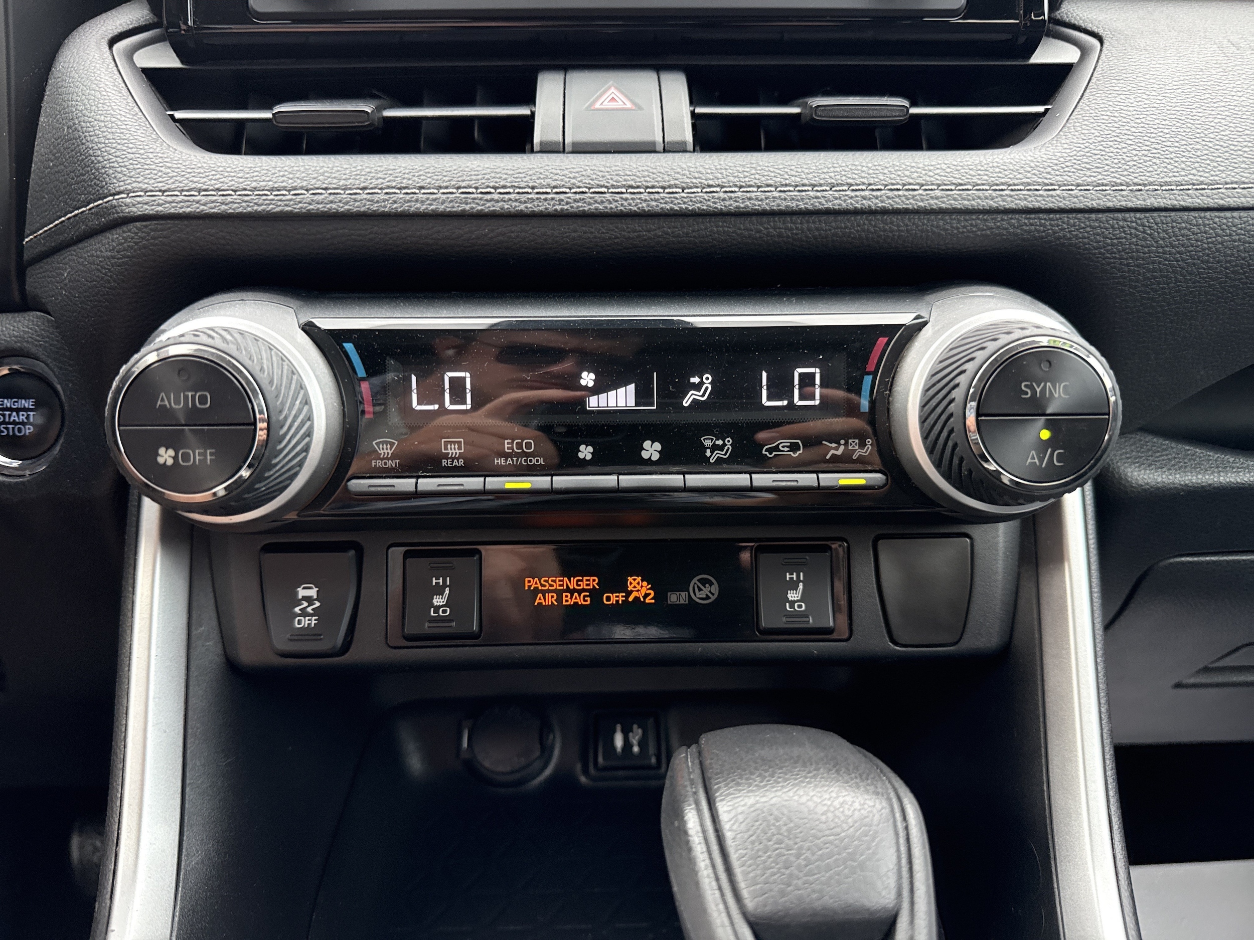 2019 Toyota RAV4 XLE - Photo 42