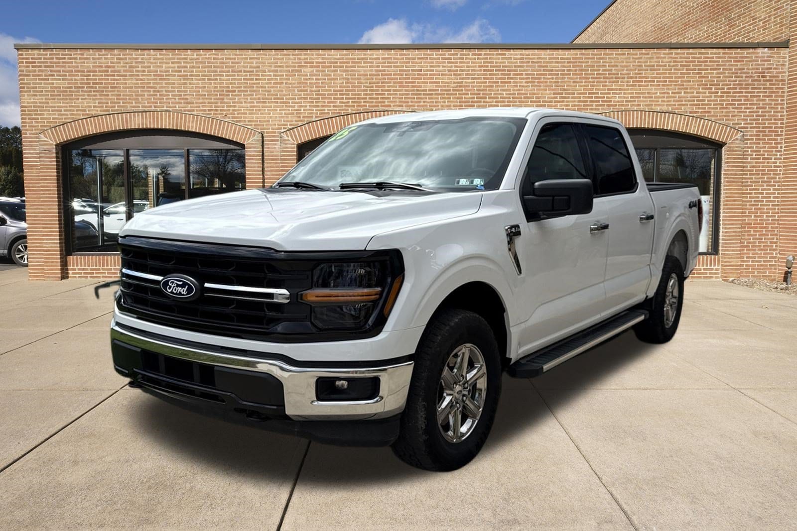 2025 Ford F-150 XLT - Photo 28