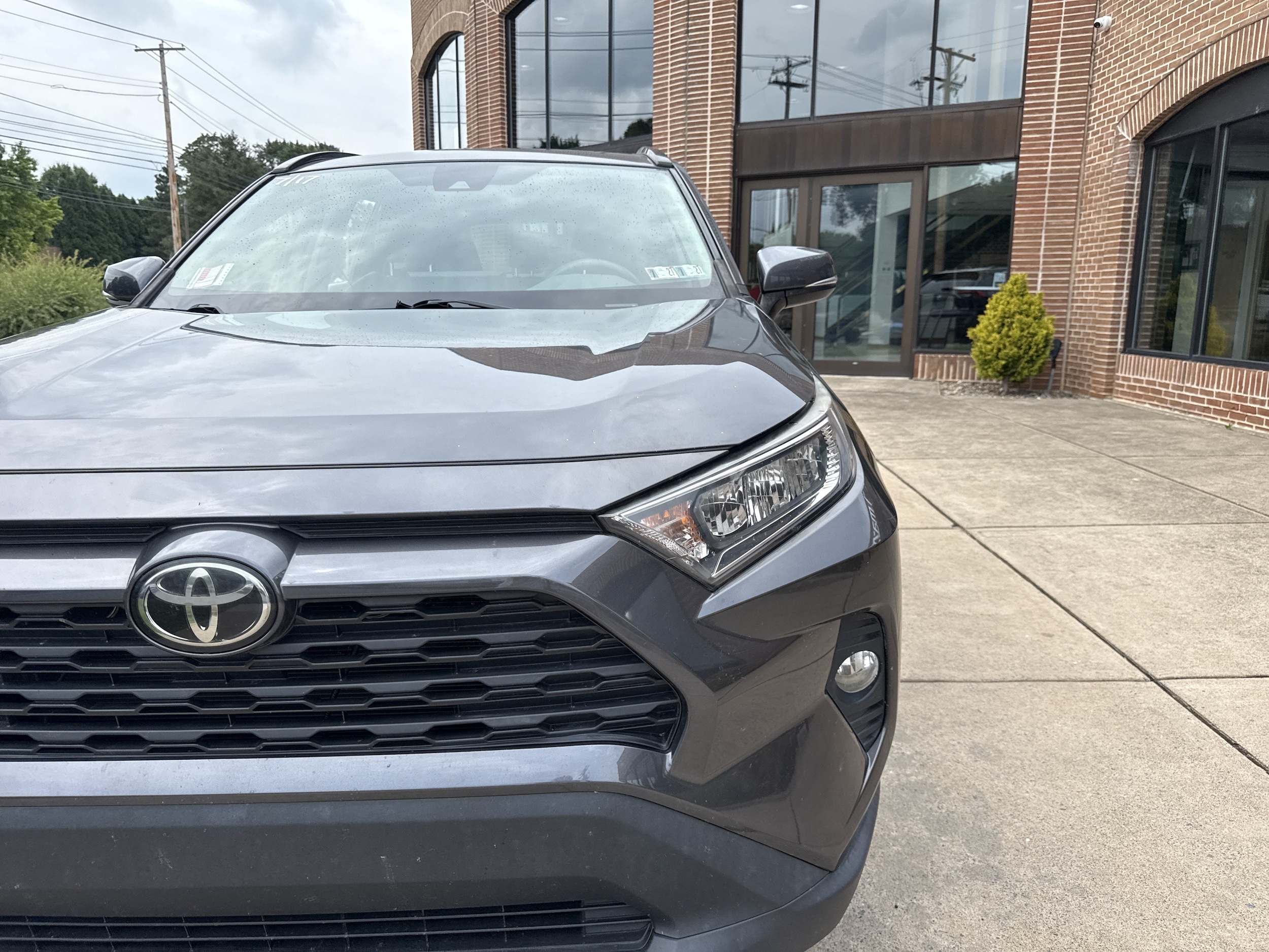 2019 Toyota RAV4 XLE - Photo 18