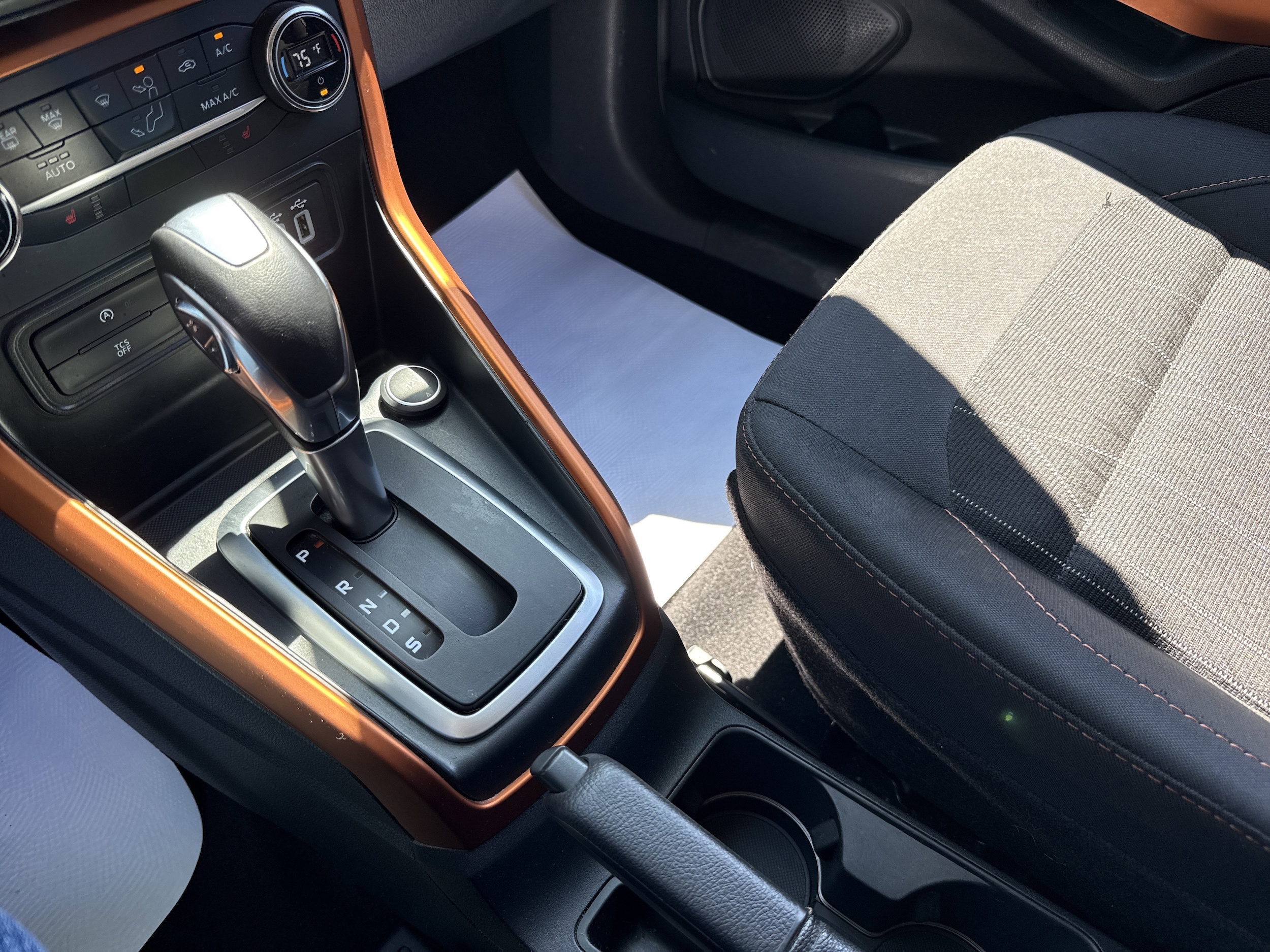 2021 Ford EcoSport SE - Photo 23