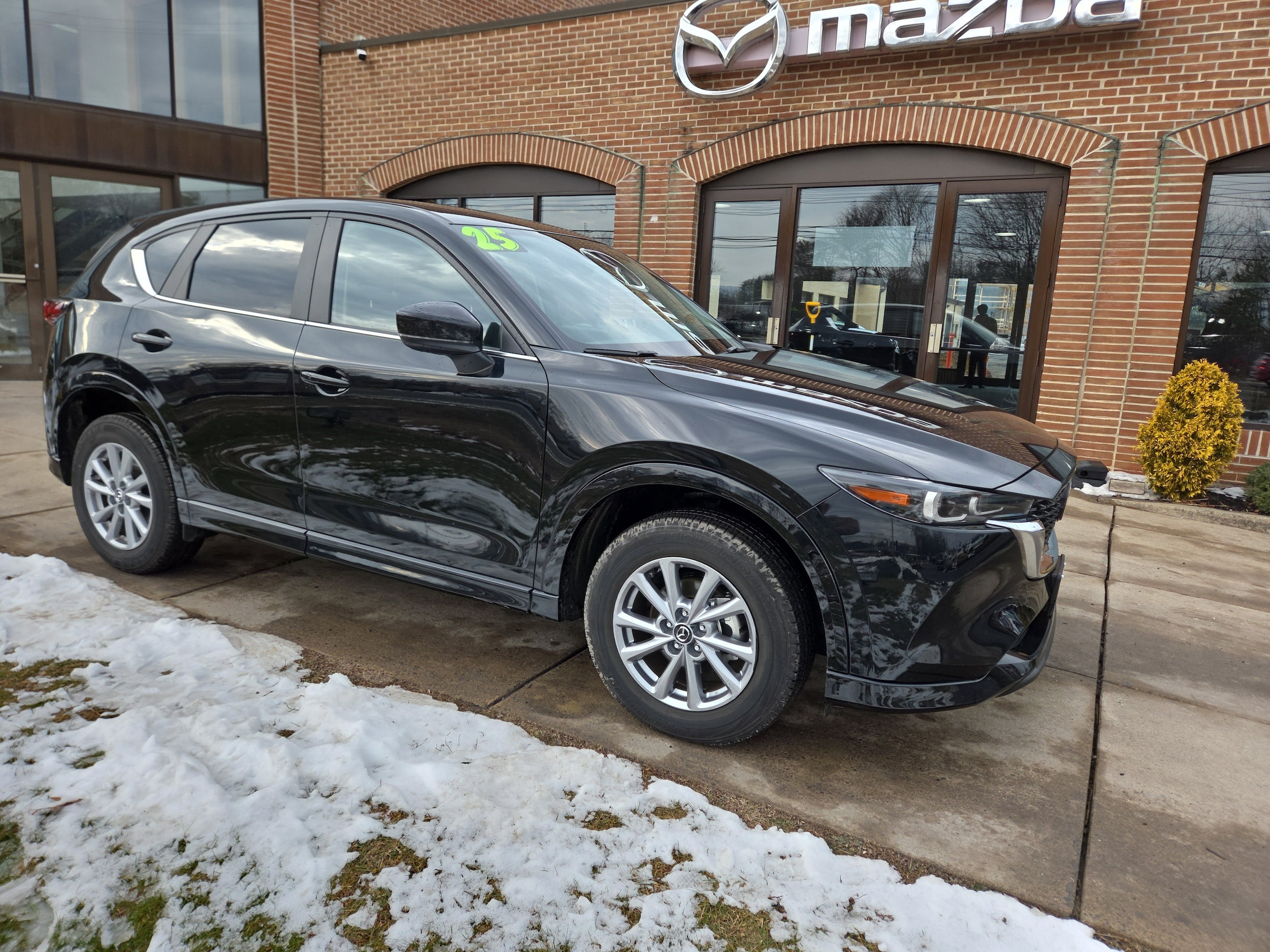 2025 Mazda CX-5 S Preferred package's photo