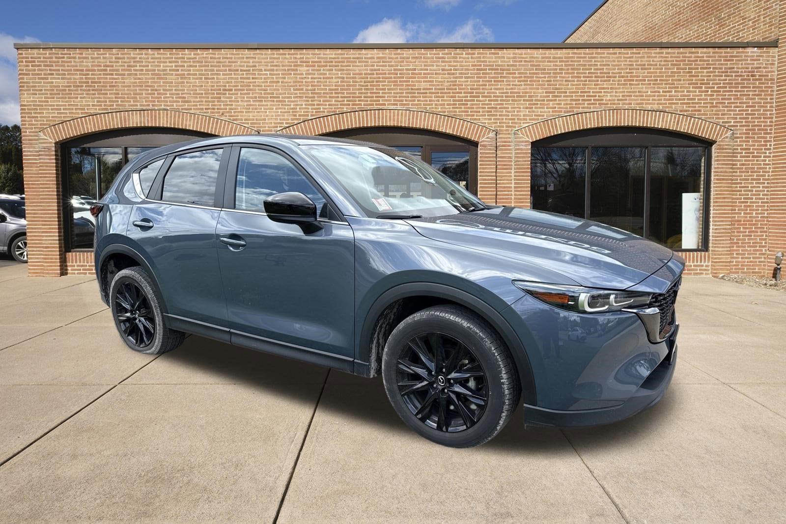 2025 Mazda CX-5 S Carbon Edition Auto AWD's photo