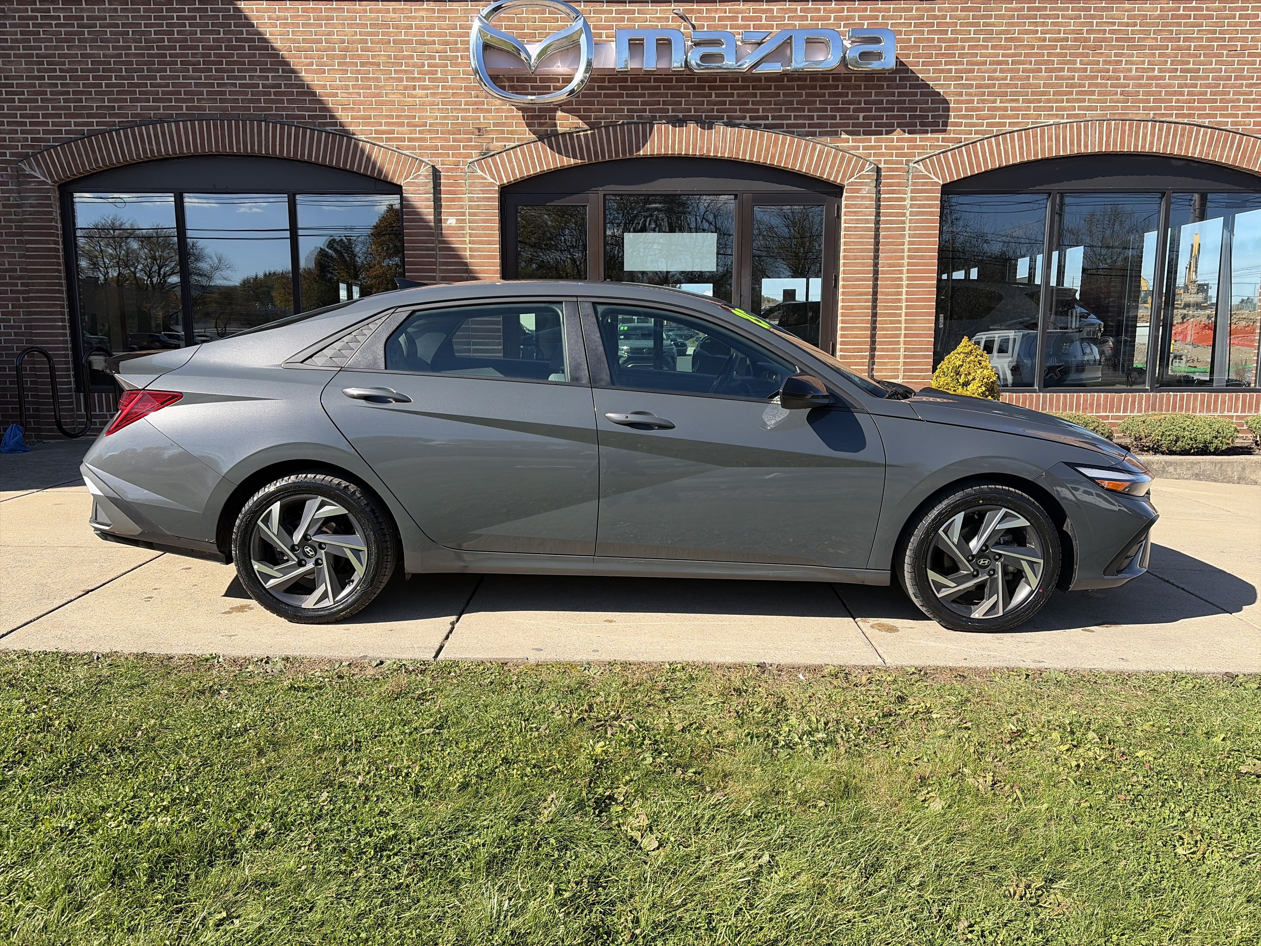 Certified 2025 Hyundai Elantra Hybrid SEL Sport Sedan