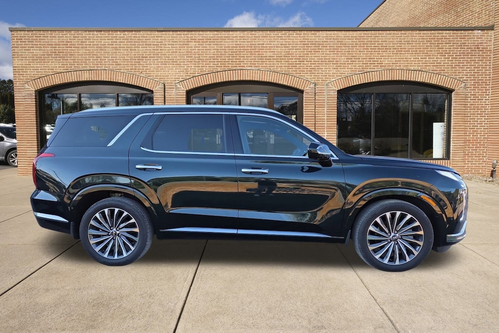 Used 2025 Hyundai Palisade Calligraphy SUV