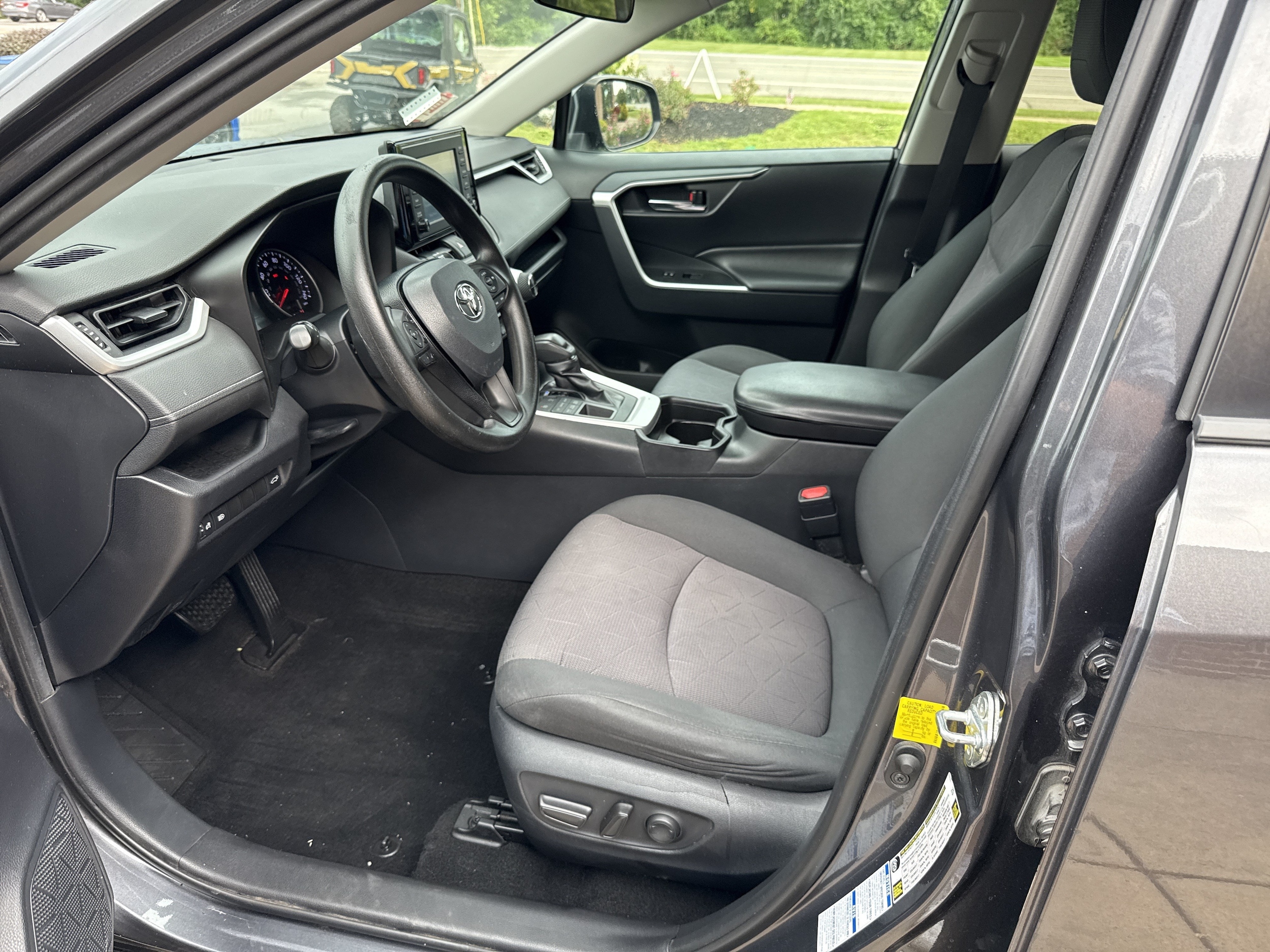2019 Toyota RAV4 XLE - Photo 22
