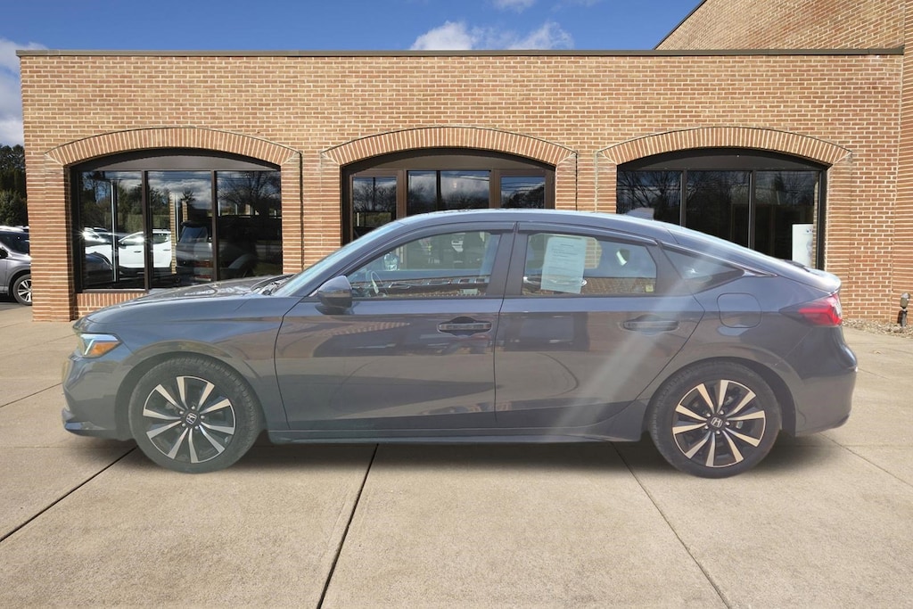 Used 2024 Honda Civic Hatchback EX-L Hatchback