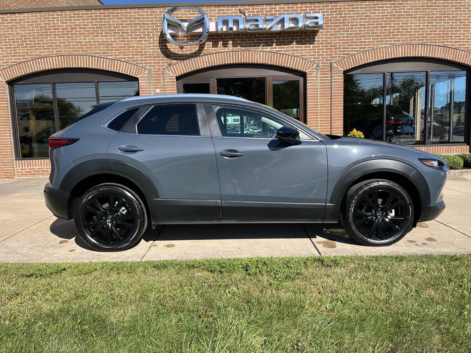 Used 2024 Mazda CX-30 Carbon Edition with VIN 3MVDMBCM5RM602918 for sale in State College, PA