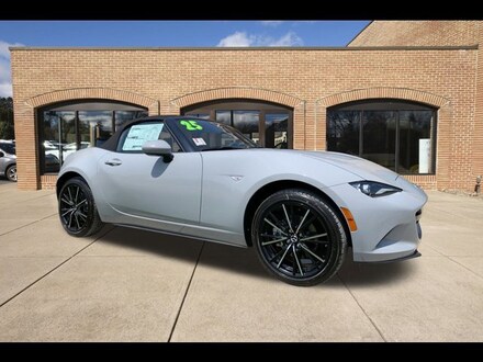 2025 Mazda MX-5 MIATA Grand Touring Convertible