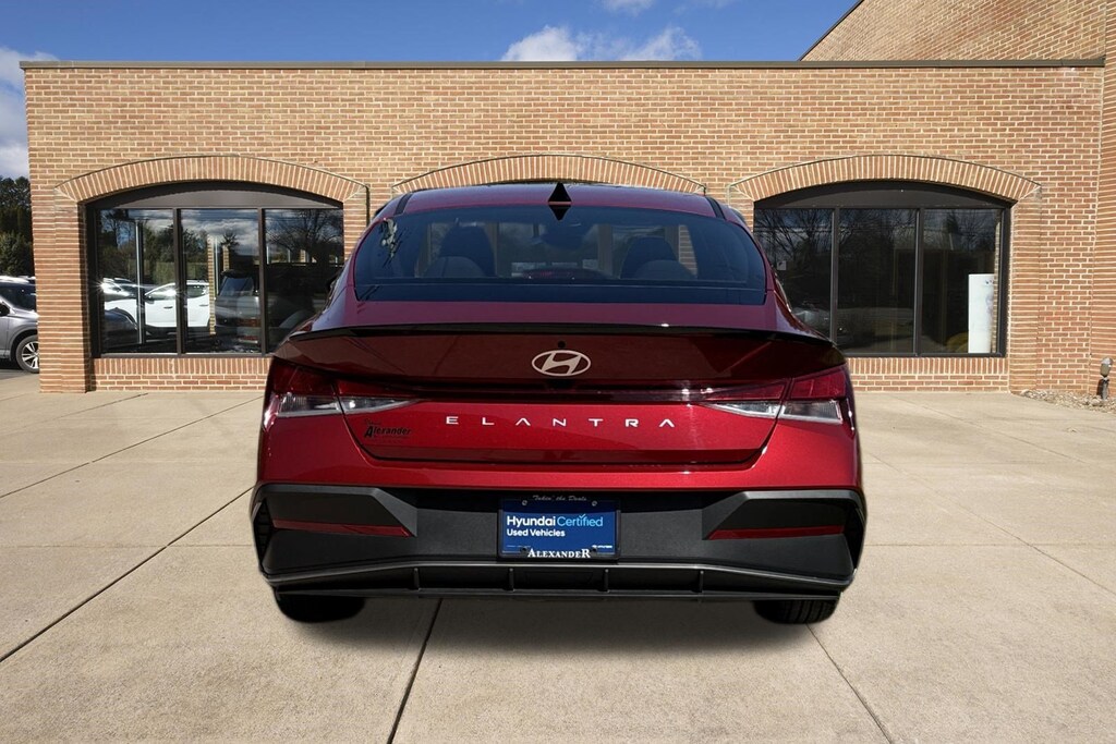 Certified 2025 Hyundai Elantra SEL Sport Sedan