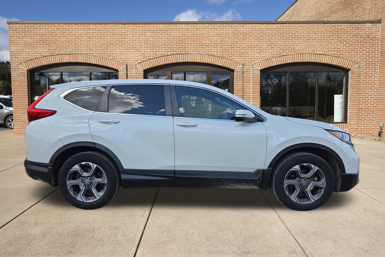 2019 Honda CR-V EX photo 2