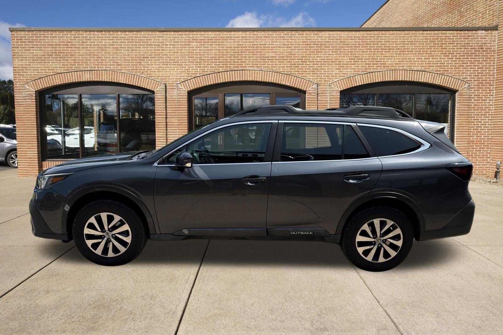 2020 Subaru Outback Premium - Photo 6