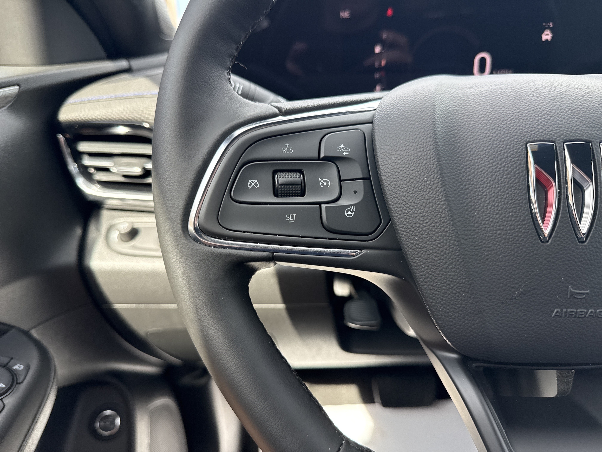 2024 Buick Envista Sport Touring - Photo 18