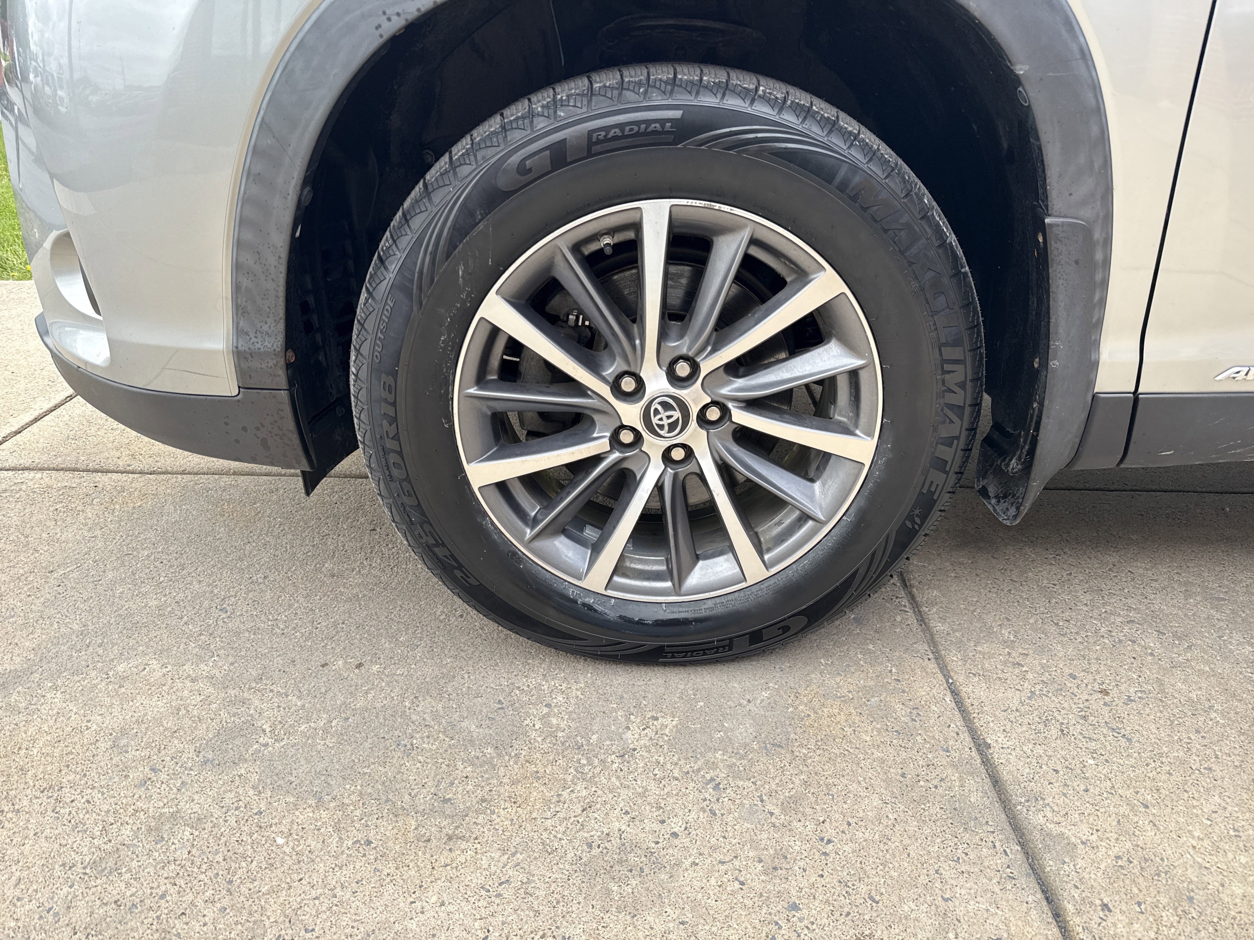 2019 Toyota Highlander XLE - Photo 21
