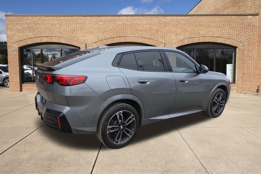 Used 2025 BMW X2 xDrive28i SUV