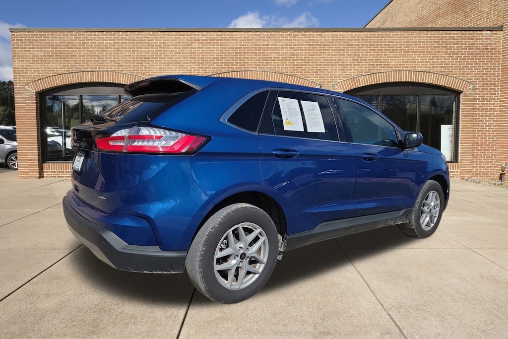 Used 2024 Ford Edge SEL SUV
