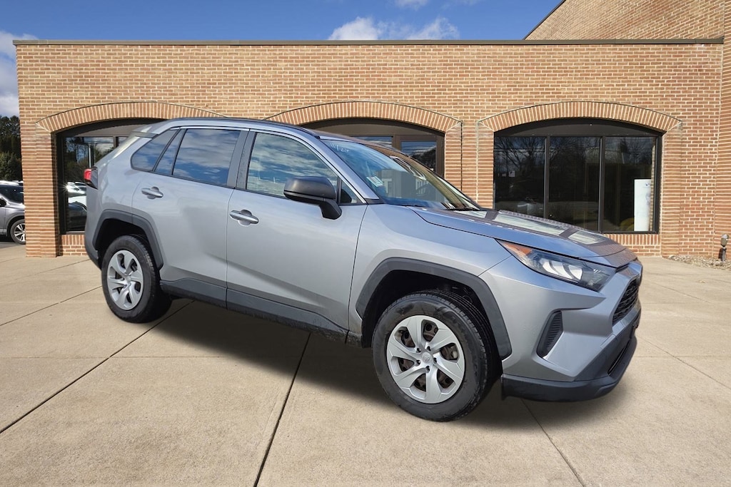 Used 2020 Toyota RAV4 LE SUV