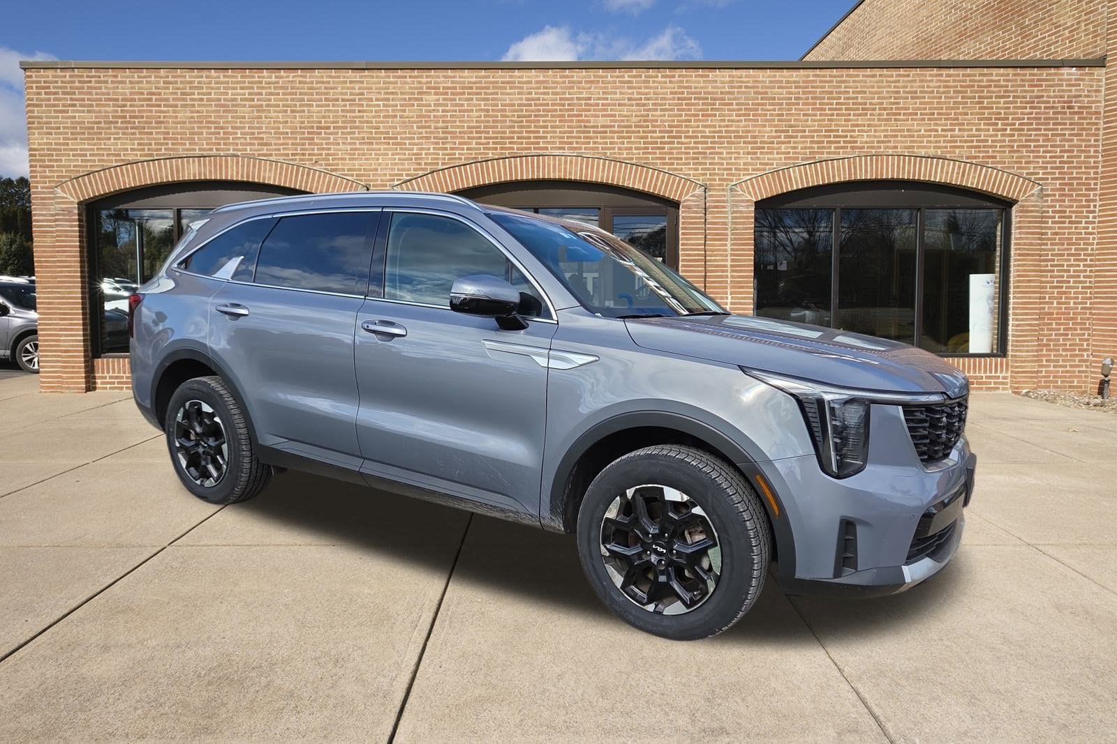 2024 Kia Sorento S's photo