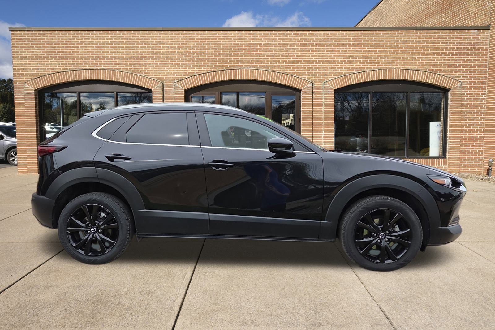 2024 Mazda CX-30 2.5 Select Sport photo 2