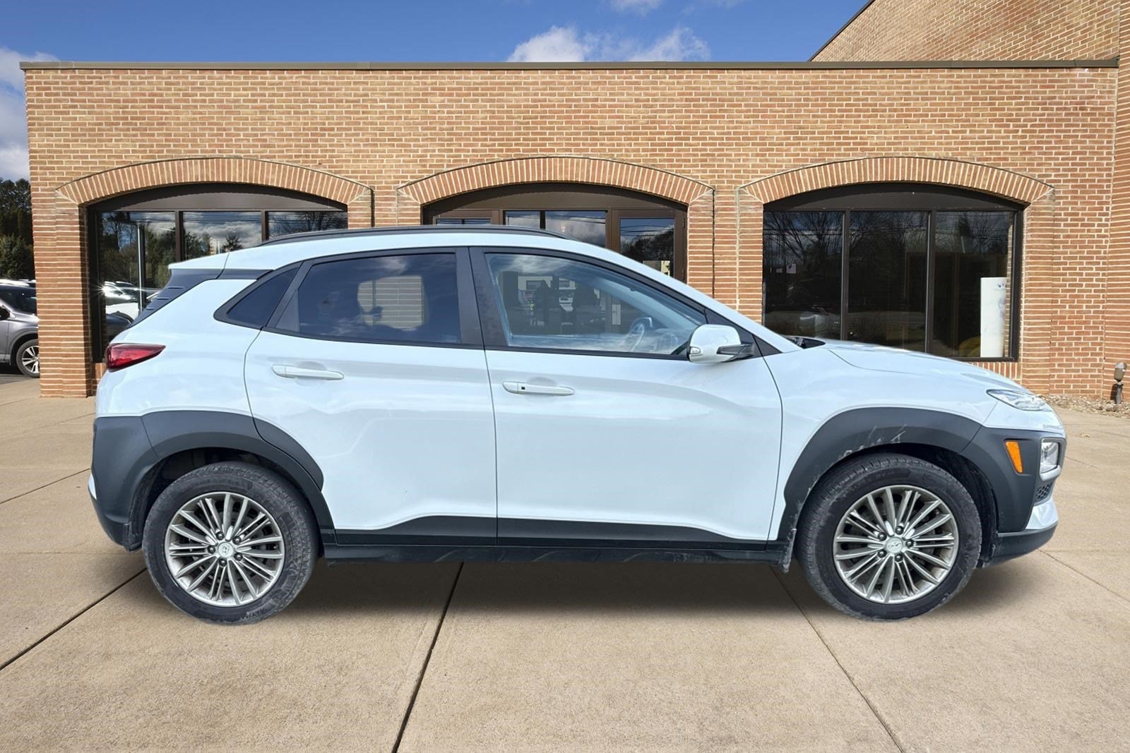 Used 2019 Hyundai Kona SEL with VIN KM8K2CAA1KU210853 for sale in State College, PA