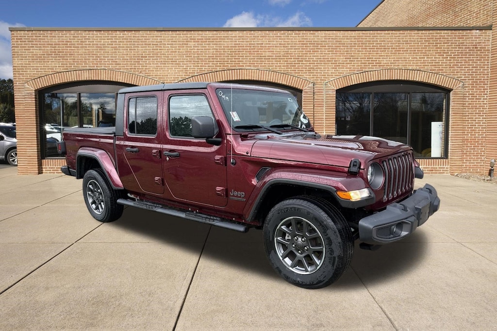 Used 2021 Jeep Gladiator Sport Truck Crew Cab