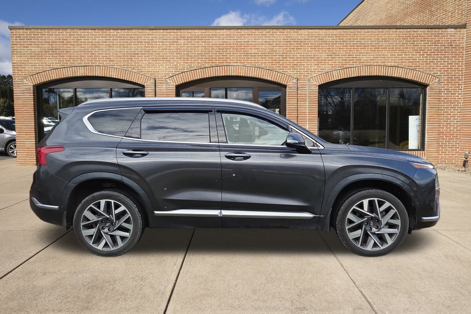 2023 Hyundai Santa Fe Calligraphy photo 2