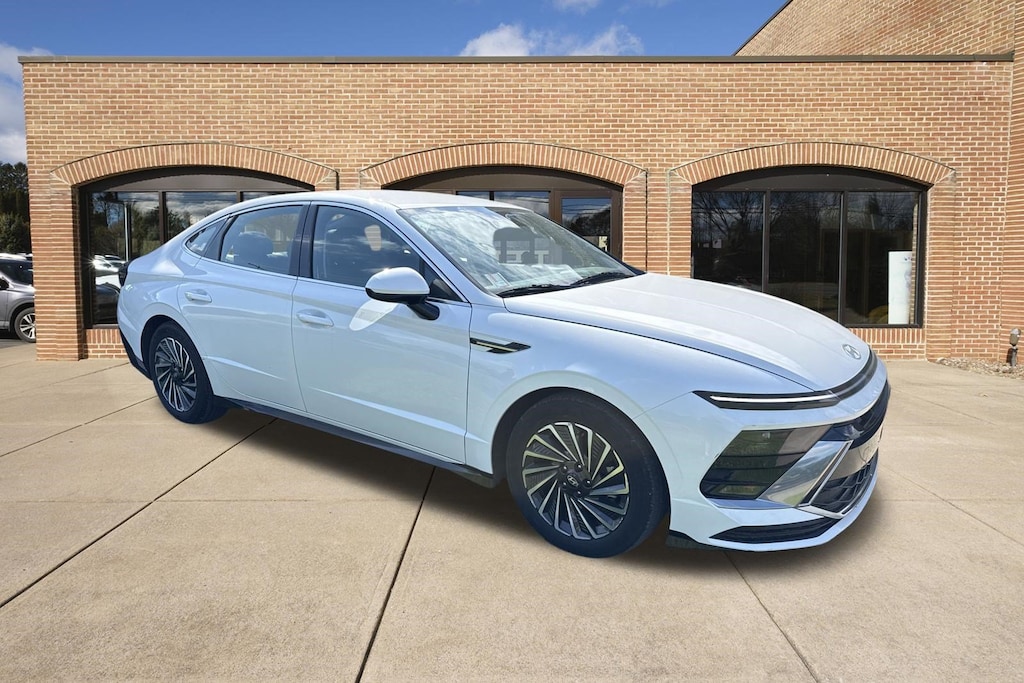 Certified 2025 Hyundai Sonata Hybrid SEL Sedan