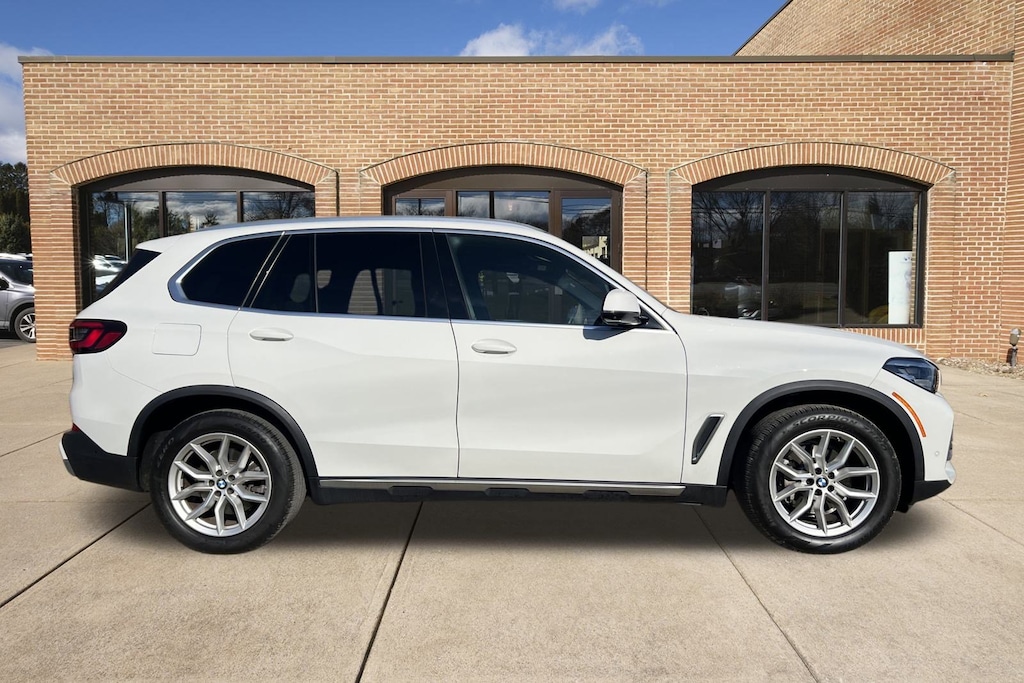 Used 2023 BMW X5 xDrive40i SUV